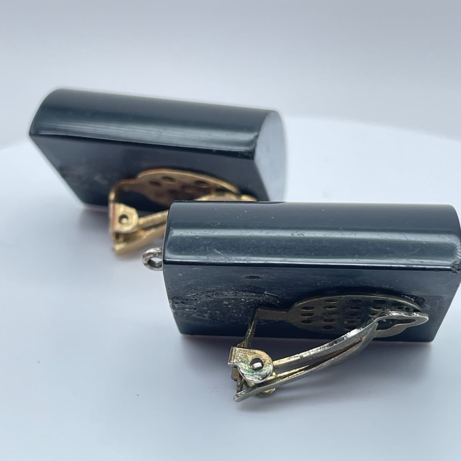 Vintage Y2K Black Resin Clip-On Classic Earrings Women's Jewelry - Thumbnail 5