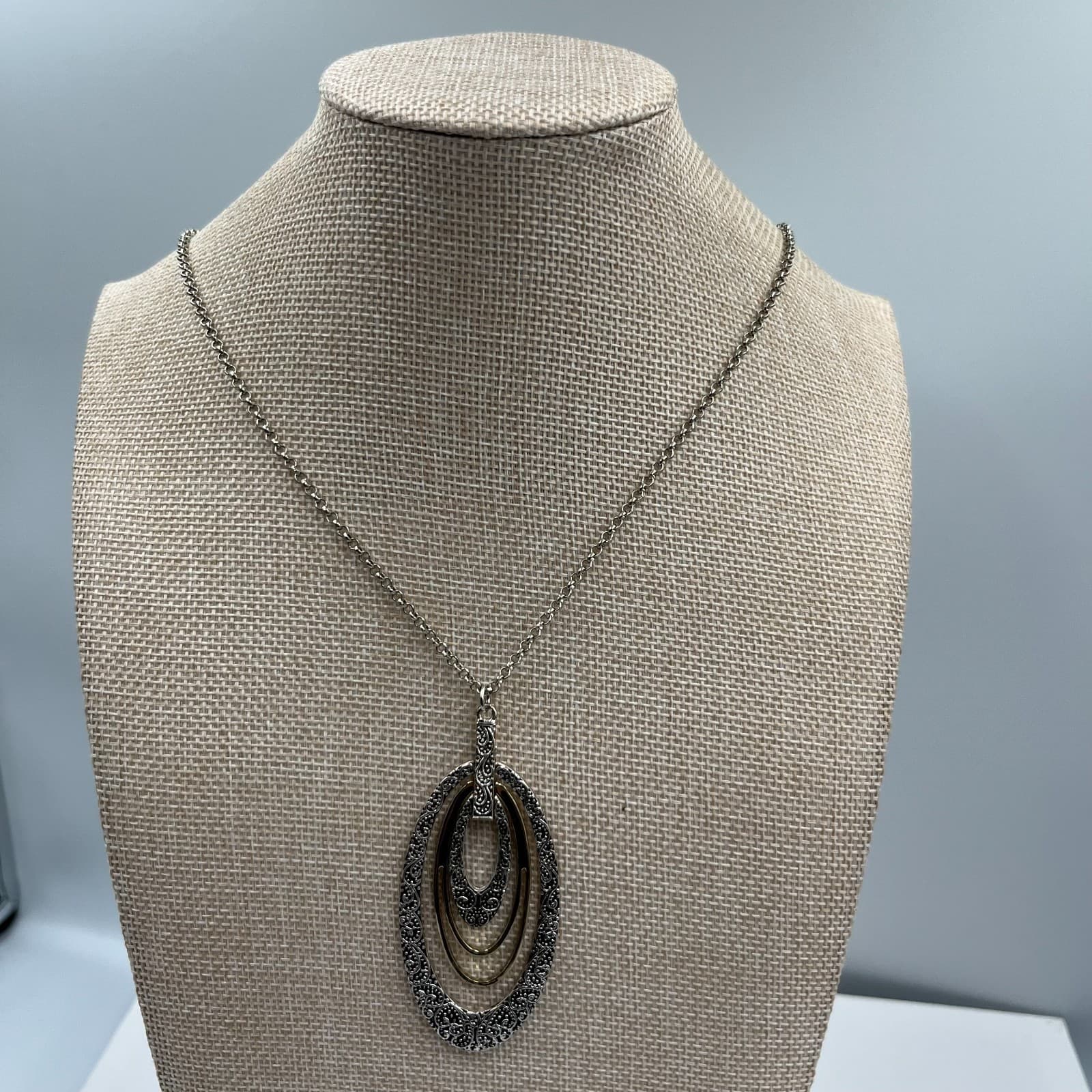 Vintage 90s 80s Silver Tone Filigree Oval Pendant Necklace Ornate Lace Boho 18" - Image 1