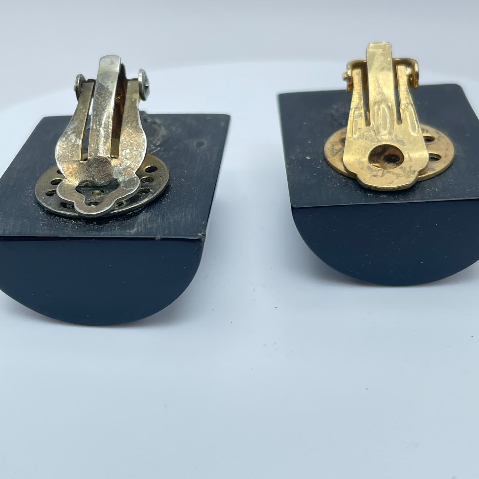 Vintage Y2K Black Resin Clip-On Classic Earrings Women's Jewelry - Thumbnail 6