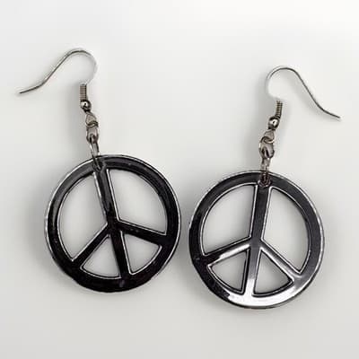 Vintage Silver Tone Peace Sign Dangle Earrings Hippie Boho Drop Charm Jewelry - Image 1