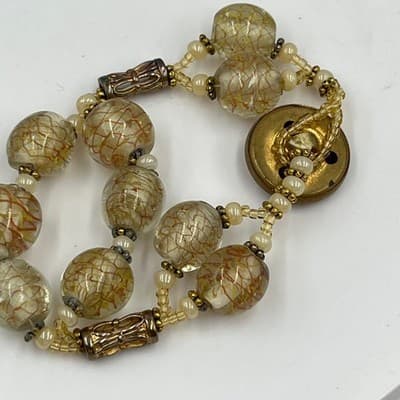 Vintage Chunky Artisan Glass Beaded Bracelet Brass Button Clasp Cream Gold Swirl - Thumbnail 4