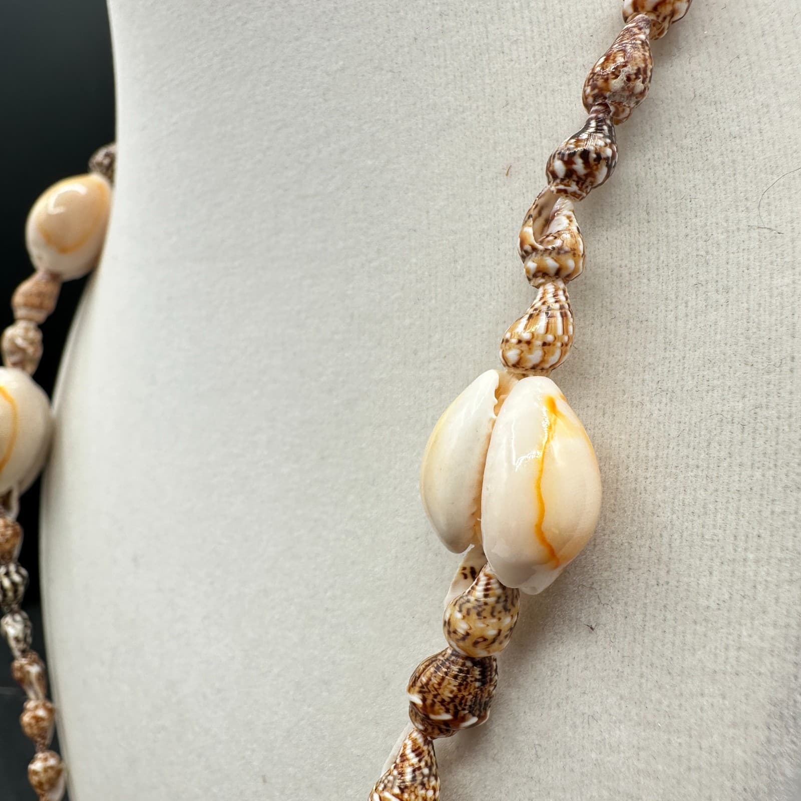 VTG 90s Natural Seashell Necklace Heishi Puka Cowrie Shells Boho Beach Summer - Thumbnail 5