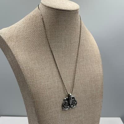 Vintage Silver Tone Ornate Floral Metal Filigree Plastic Pendant Necklace Boho - Thumbnail 6