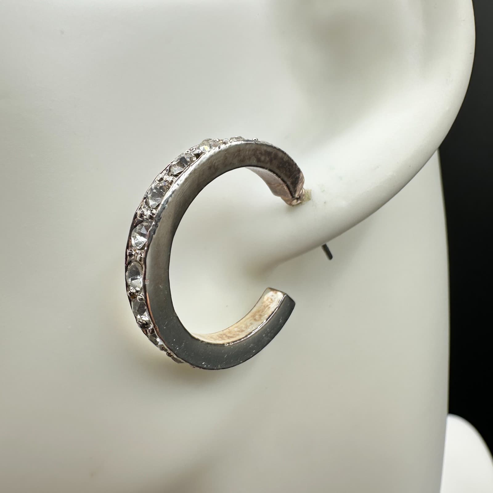 Vintage Rhinestone Crystal Hoop Earrings Silver Tone Classic Round Post Style - Thumbnail 6