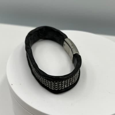 Vintage Black Leather Rhinestone Bracelet Magnetic Clasp Sparkle Cuff Cassic - Thumbnail 3