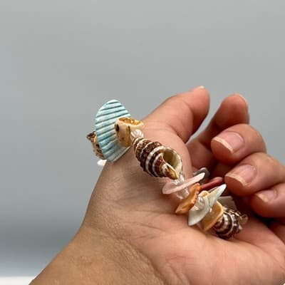 VTG Coastal Seashell Bracelet with Faux Pearl Beads – Multicolor Beach Jewelry - Thumbnail 7