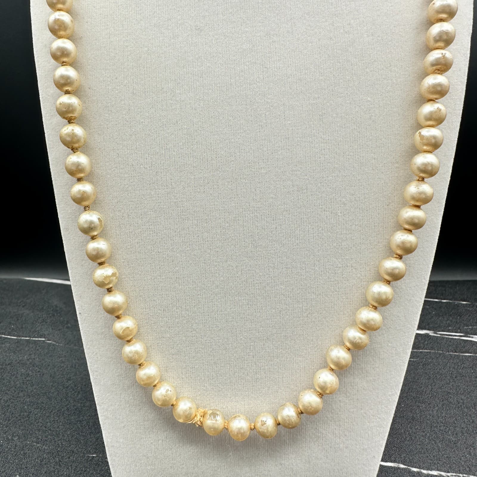 Vintage Faux Pearl Choker Necklace Single Strand Knotted Graduated Cream Classic - Thumbnail 3