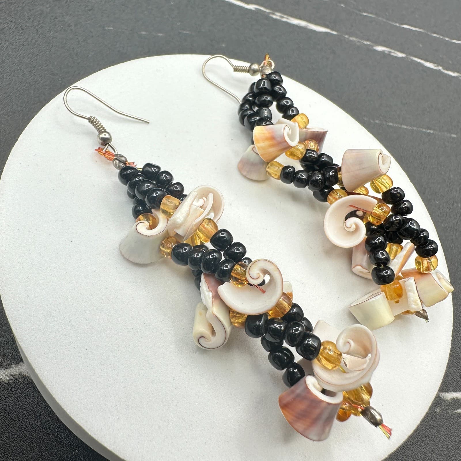 Vintage Boho Shell Dangle Earrings Black Seed Beads Gold Tone Hook Ocean Beach - Thumbnail 3