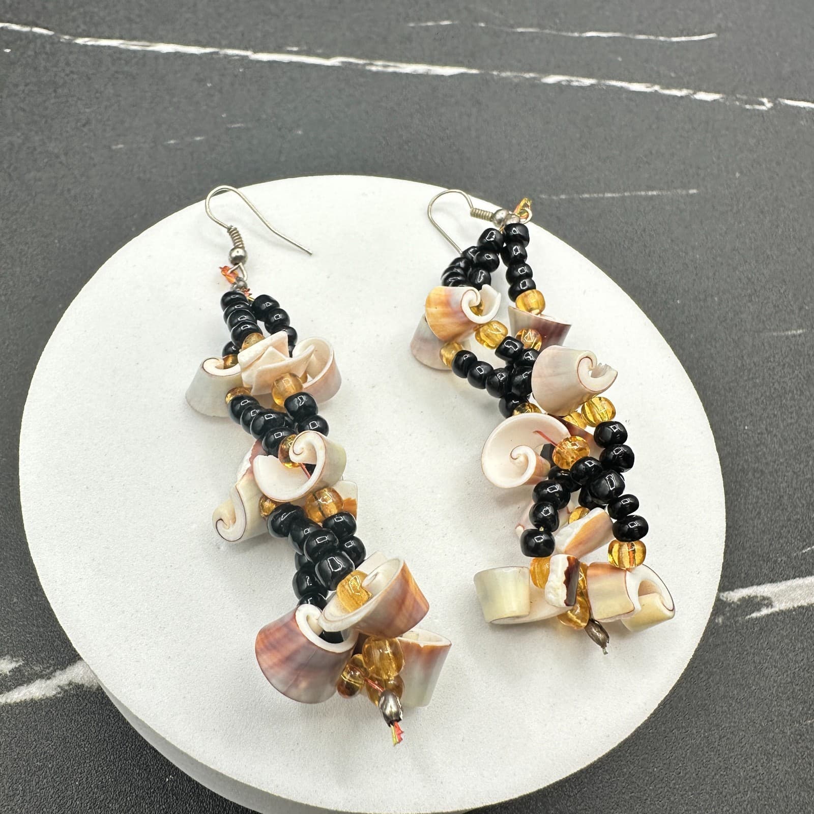 Vintage Boho Shell Dangle Earrings Black Seed Beads Gold Tone Hook Ocean Beach - Thumbnail 2