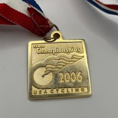 2006 USA Cycling State Championships Medal Gold Tone Winged Wheel Ribbon Trophy - Thumbnail 2