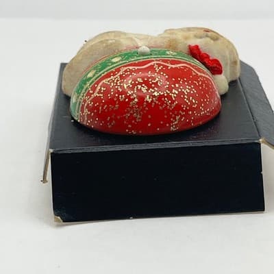 Vintage Avon Cuddly Kitty Musical Pin Christmas Ornament Cat Red Ball Boxed Rare - Thumbnail 4