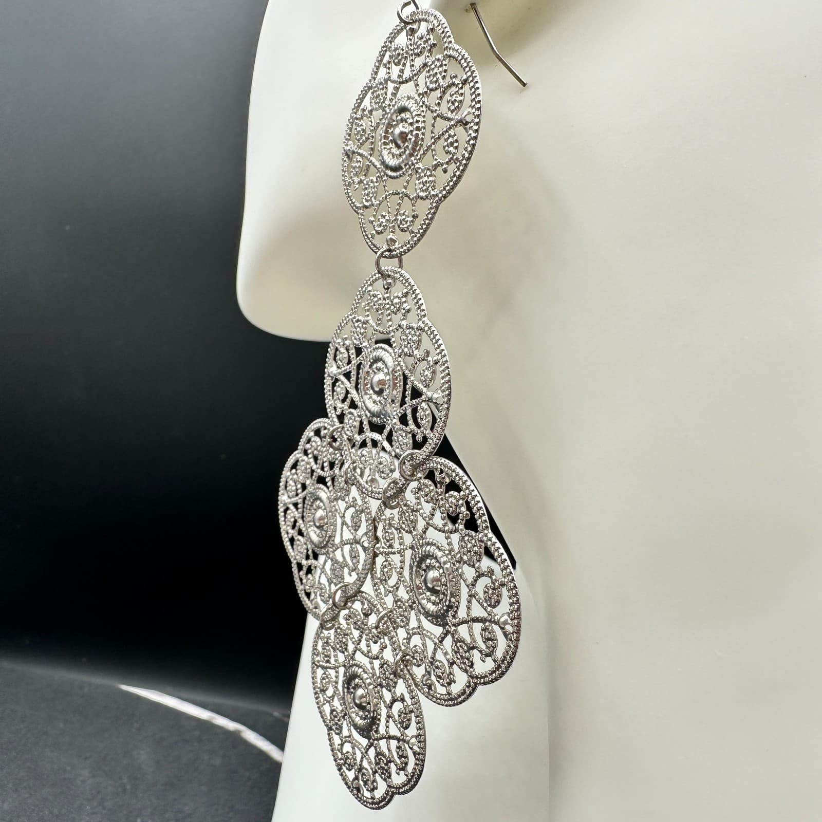 VTG 90s Silver Tone Filigree Drop Dangle Earrings Bohemian Floral Scrollwork - Thumbnail 6