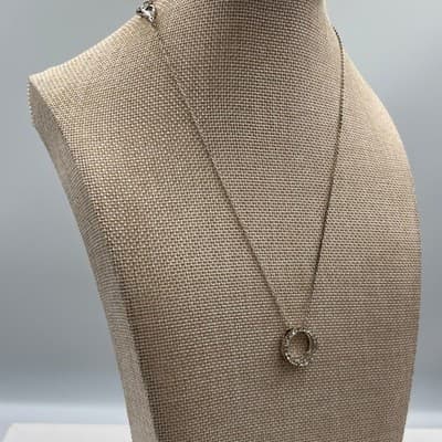 Vintage Silver Tone Circle Pendant Necklace Rhinestone Halo Minimalist Elegant - Thumbnail 7
