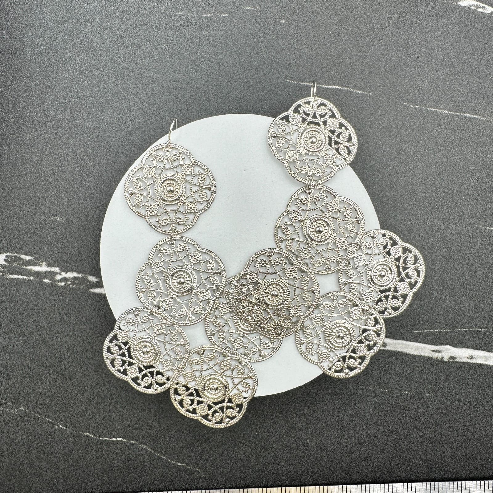 VTG 90s Silver Tone Filigree Drop Dangle Earrings Bohemian Floral Scrollwork - Thumbnail 8