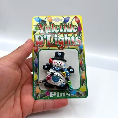 VTG Yuletide D'Lights Snowman Pin Christmas Light String Brooch A.D.M #YT-LB109 - Image 1