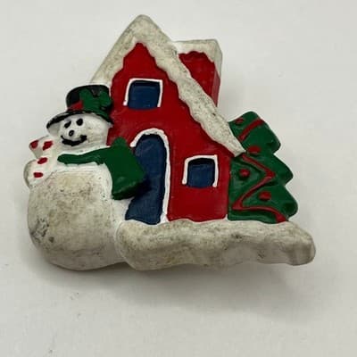 VTG Christmas Pin Lot Santa with Toy Sack & Snowman at Cottage Holiday Brooch - Thumbnail 6