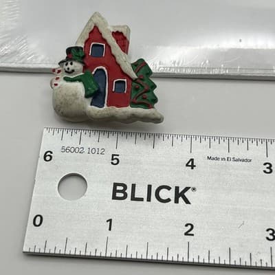 VTG Christmas Pin Lot Santa with Toy Sack & Snowman at Cottage Holiday Brooch - Thumbnail 9