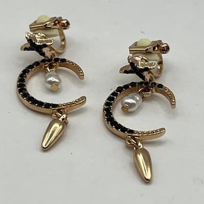Vintage Celestial Moon Clip On Earring Gold Tone Black Crystal Faux Pearl Dangle - Thumbnail 3