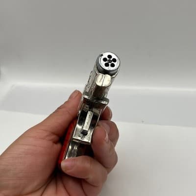 Vintage Style Miniature Derringer Pistol Lighter Novelty Silver Tone Red Grip - Thumbnail 5