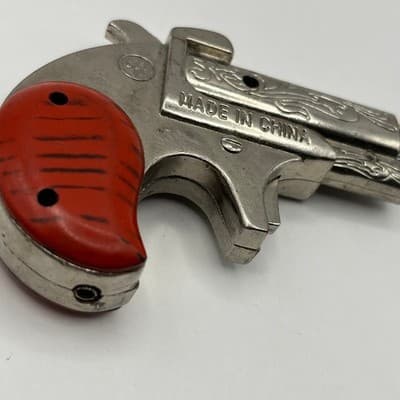 Vintage Style Miniature Derringer Pistol Lighter Novelty Silver Tone Red Grip - Thumbnail 3