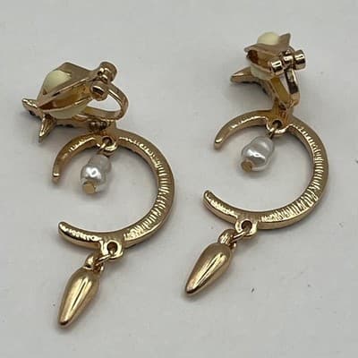 Vintage Celestial Moon Clip On Earring Gold Tone Black Crystal Faux Pearl Dangle - Thumbnail 4