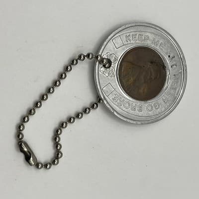 Vintage 1971 D Lucky Penny Keychain Las Vegas Club 49c Breakfast Souvenir Token - Thumbnail 3
