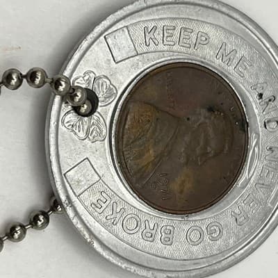 Vintage 1971 D Lucky Penny Keychain Las Vegas Club 49c Breakfast Souvenir Token - Thumbnail 4