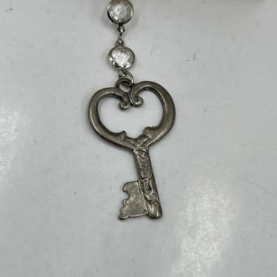 Vintage Clear Beaded Rosary Style Necklace Silver Tone Heart Key Pendant Long - Thumbnail 3