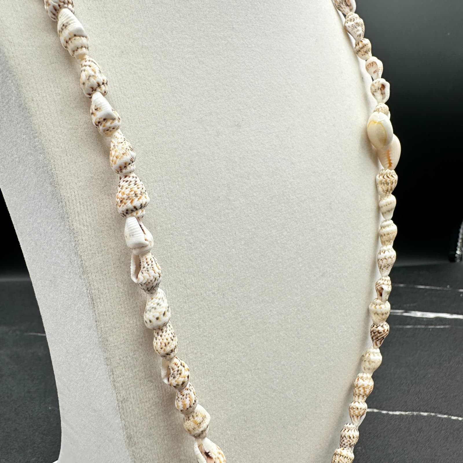 VTG Natural Cone Shell Necklace Short Choker White Beach Coastal Boho Jewelry - Thumbnail 5
