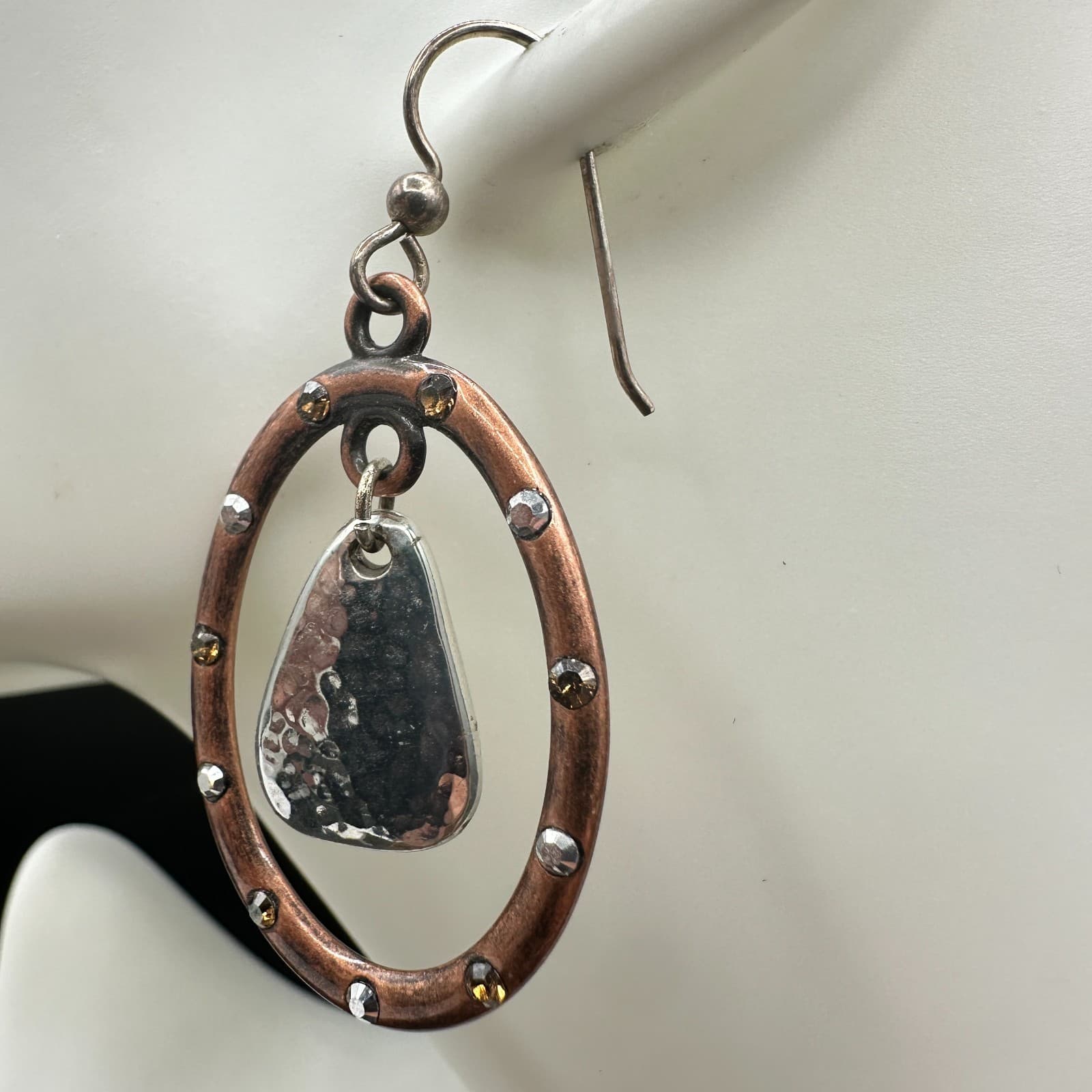 VTG Copper Oval Dangle Earrings Hammered Silver Drop Accent Rhinestone Hook Boho - Thumbnail 6