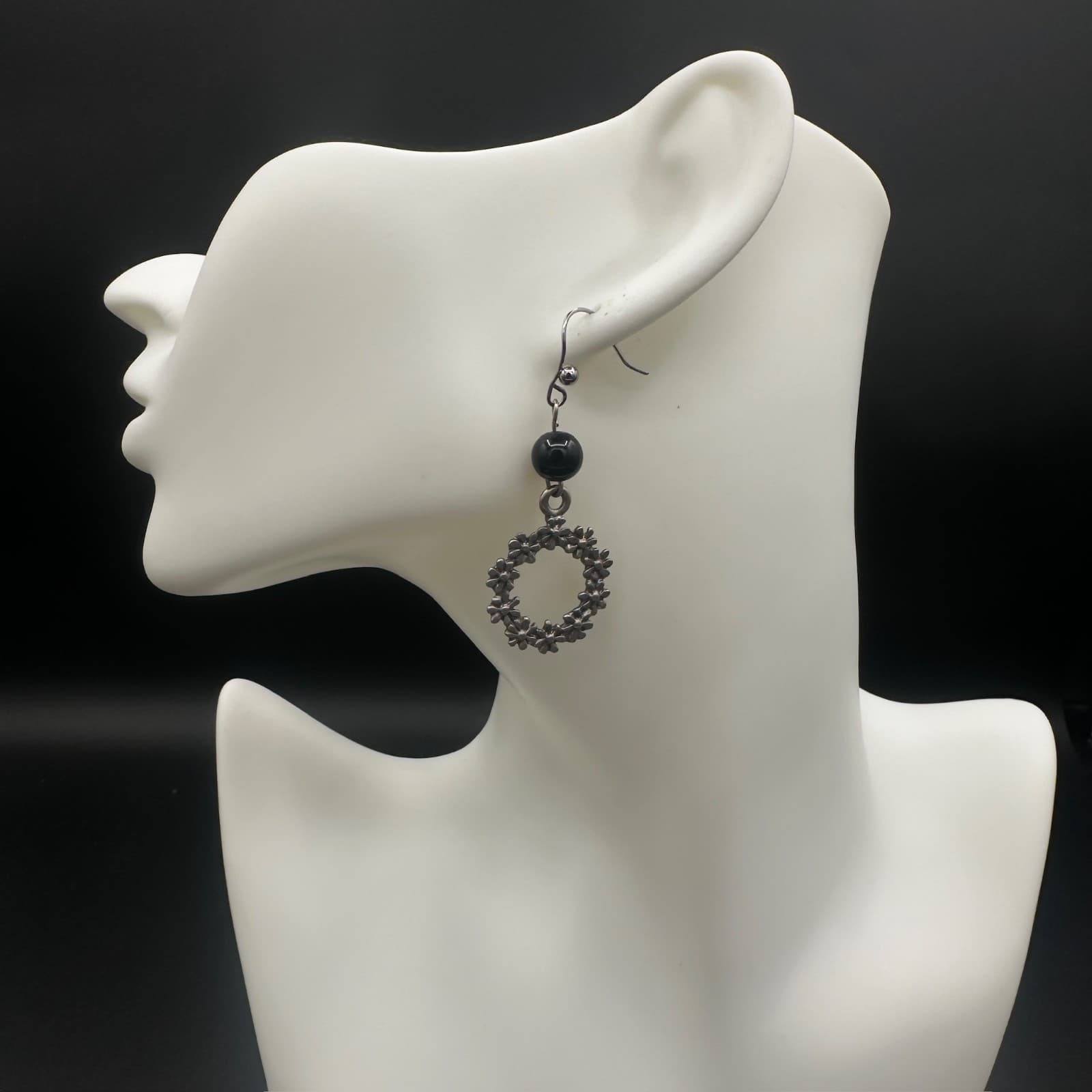 Vintage Sliver and Black Beads Gemstone Ear Wire Dangle Earrings Fashion 1.25'' - Thumbnail 3