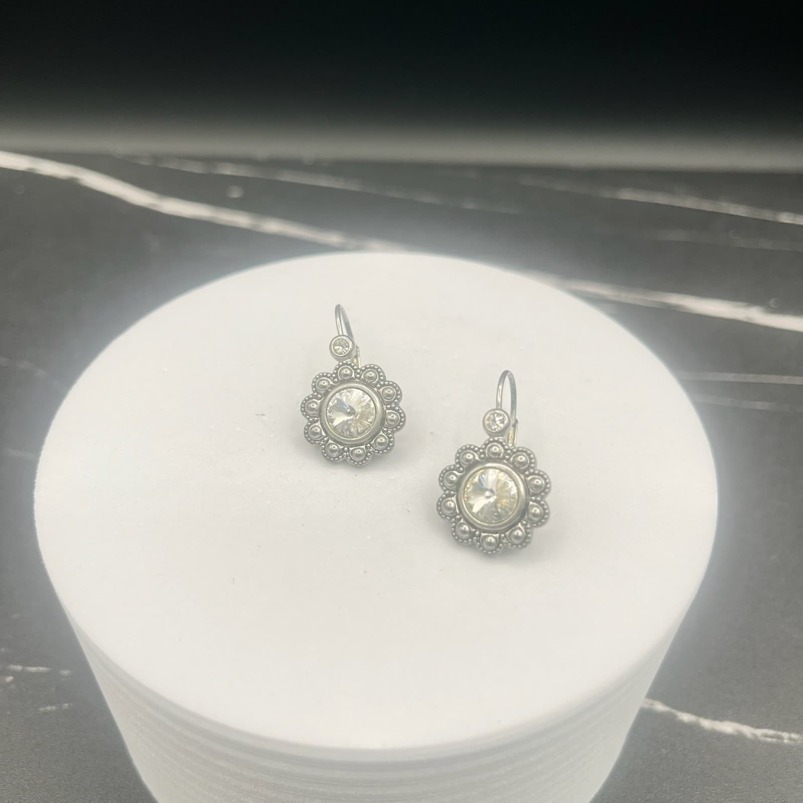 Vintage Silver Tone Earrings Raised Metal Beads Victorian-Style Women's Jewelry - Thumbnail 3