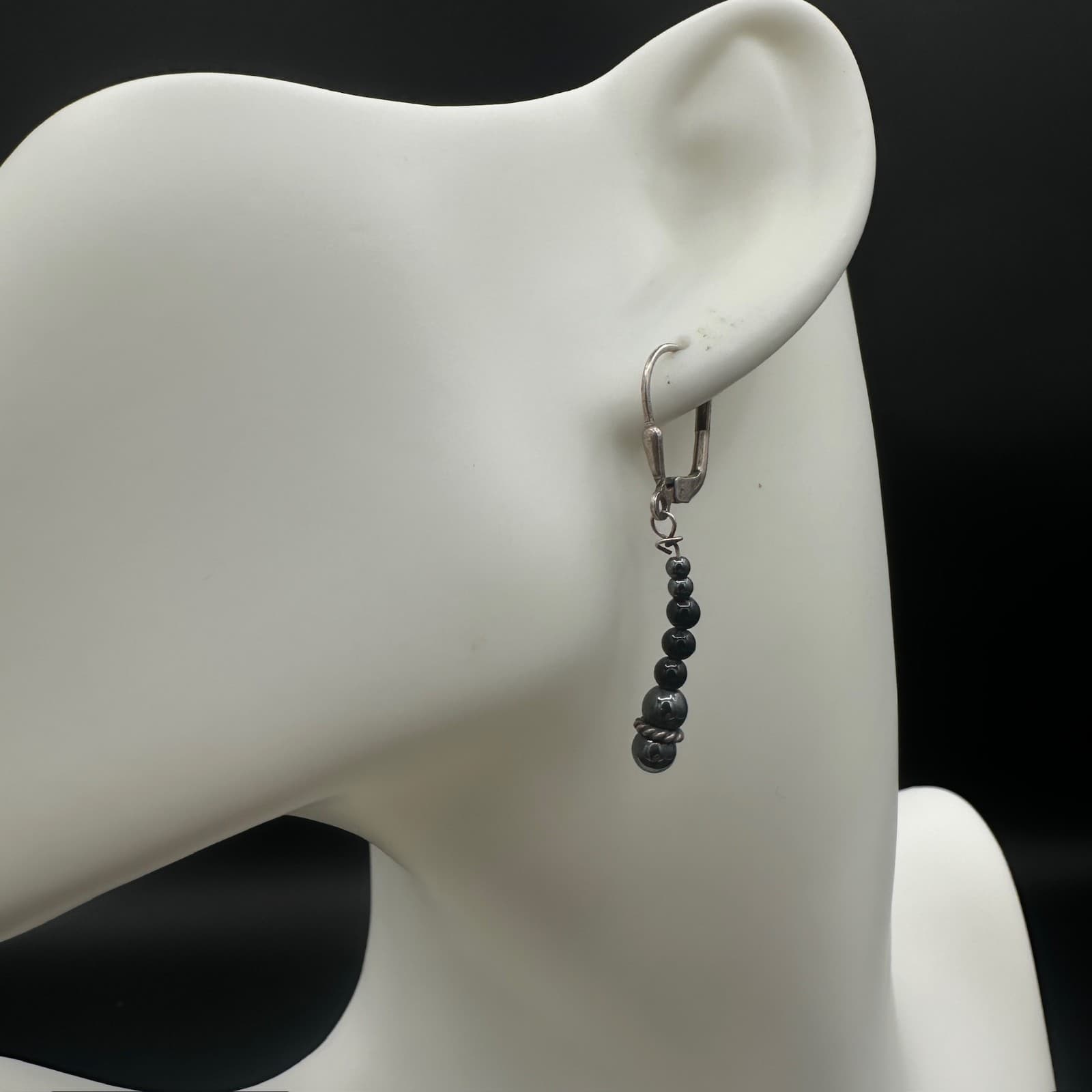 Vintage Black Beaded Lever back Dangle Earrings Silver tone Fashion Y2K - Thumbnail 2