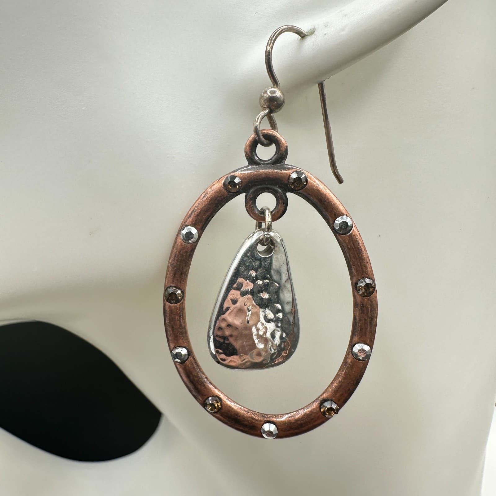 VTG Copper Oval Dangle Earrings Hammered Silver Drop Accent Rhinestone Hook Boho - Thumbnail 2