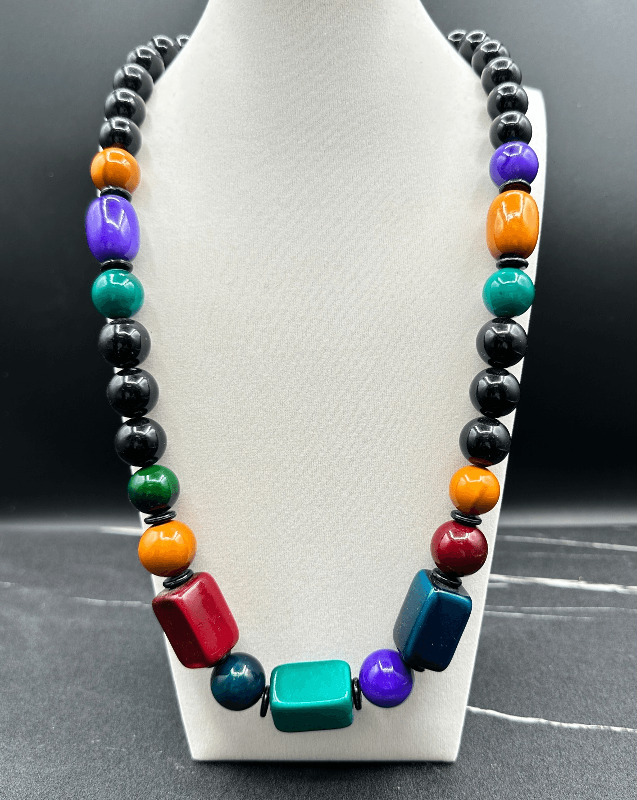 Vintage 90s Beaded Chunky Necklace Boho Retro Women's Classic Fashion Jewelry - Image 1