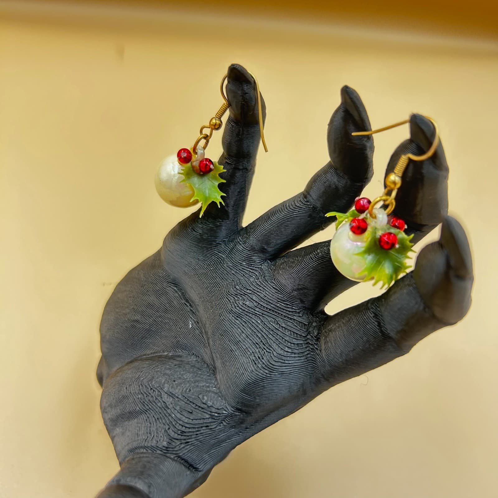 Vintage Merry Christmas Glass White Bead Dangle Earrings Fashion Jewelry - Thumbnail 2