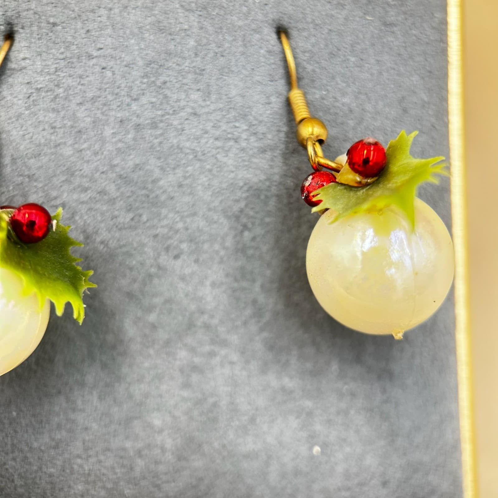 Vintage Merry Christmas Glass White Bead Dangle Earrings Fashion Jewelry - Thumbnail 4