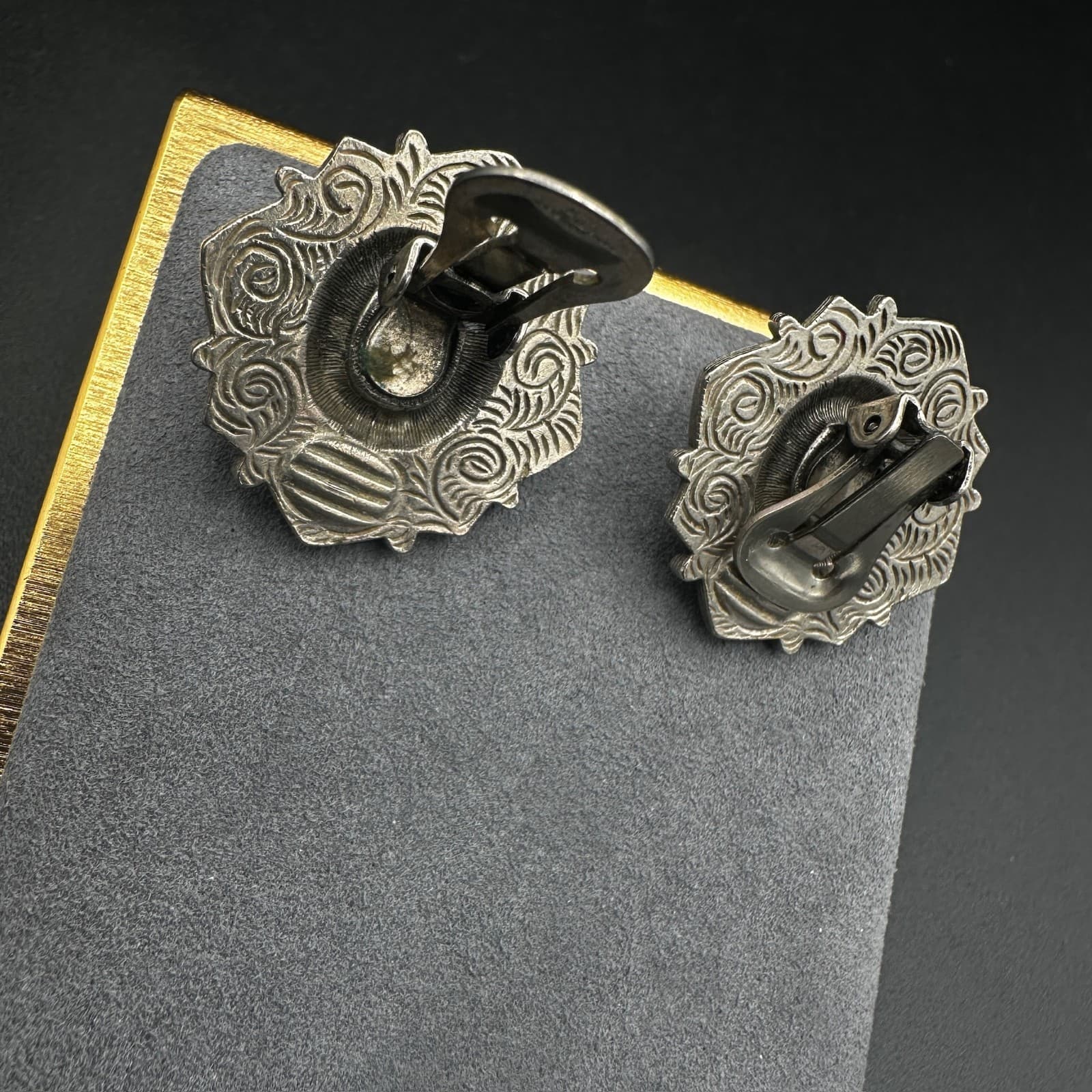 Vintage Ornate Clip-On Earrings White Stones Boho Style .75'' 80s 90s - Thumbnail 4