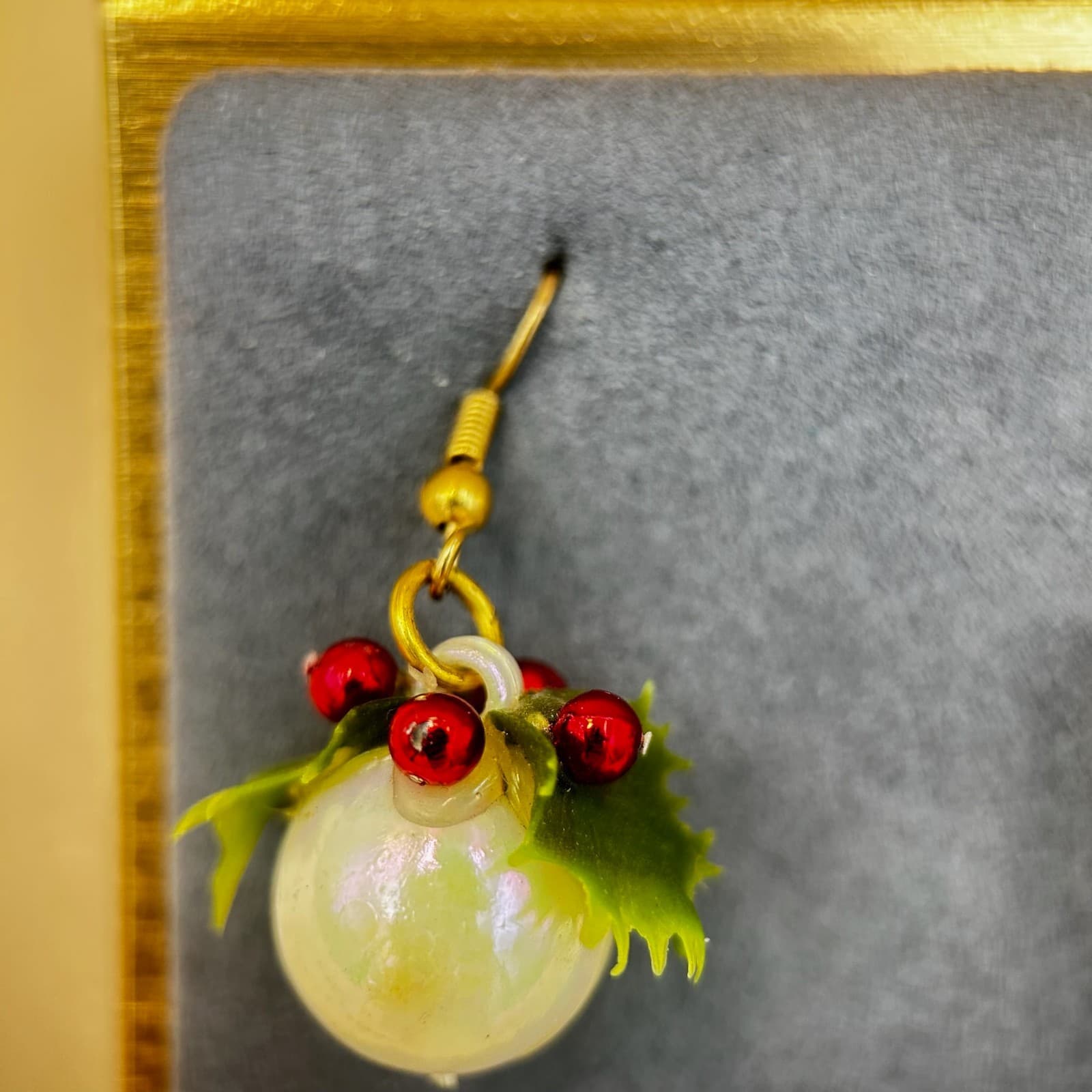 Vintage Merry Christmas Glass White Bead Dangle Earrings Fashion Jewelry - Thumbnail 5