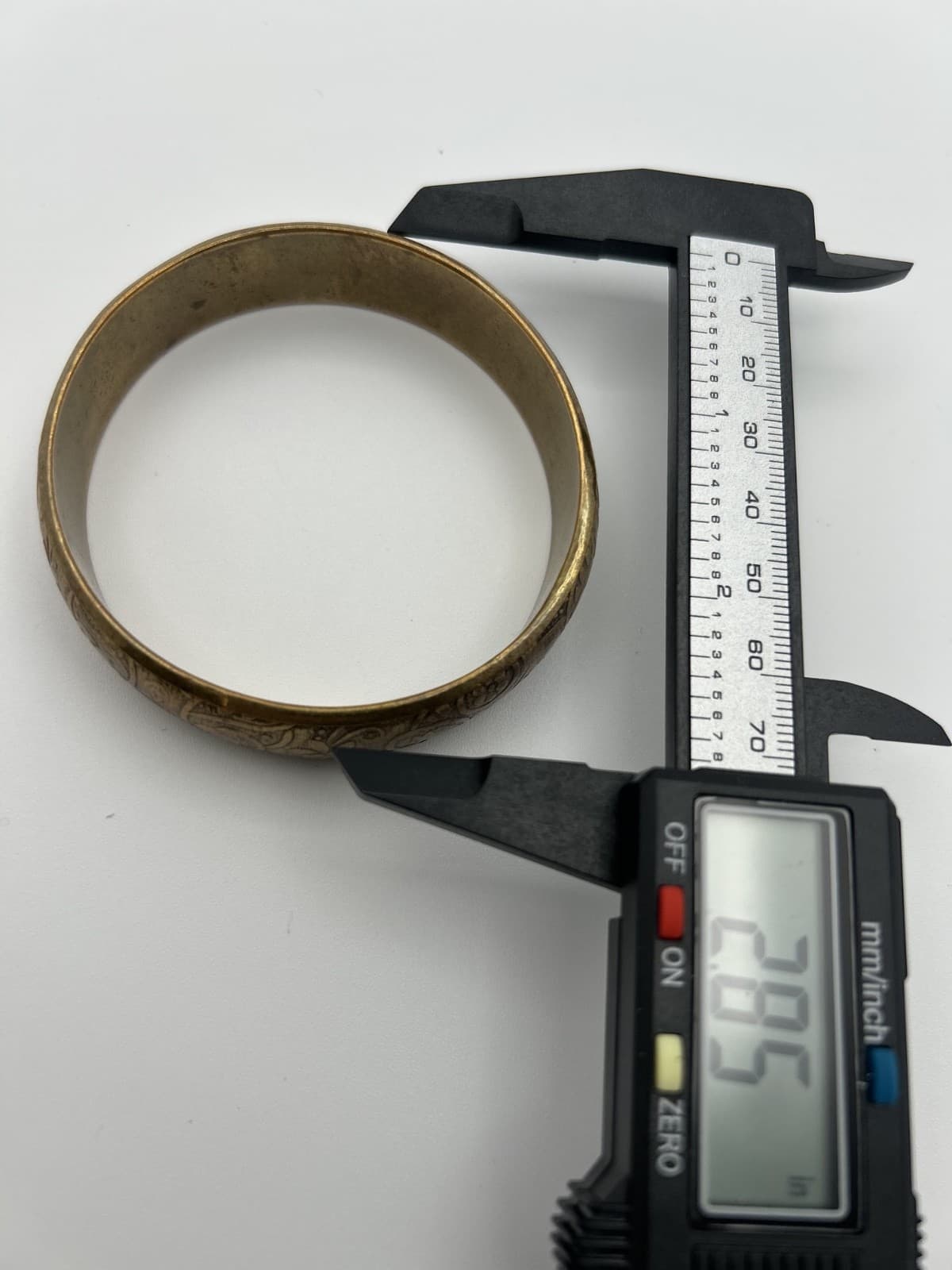 Vintage Gold Tone Floral Engraved Wide Bangle Bracelet Boho Chic - Thumbnail 6