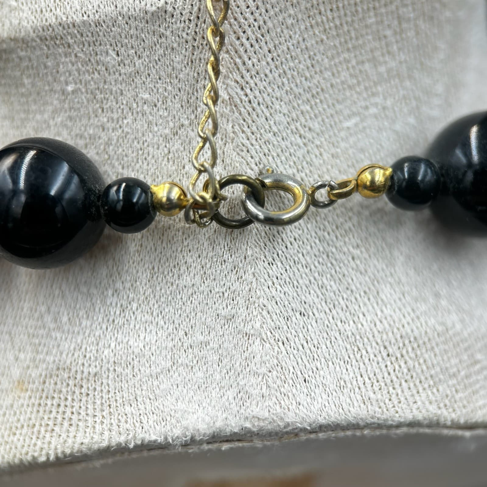 Vintage Gold and Black Onyx Beaded Necklace Fashion Jewelry Disc & Oval Bead 22" - Thumbnail 4