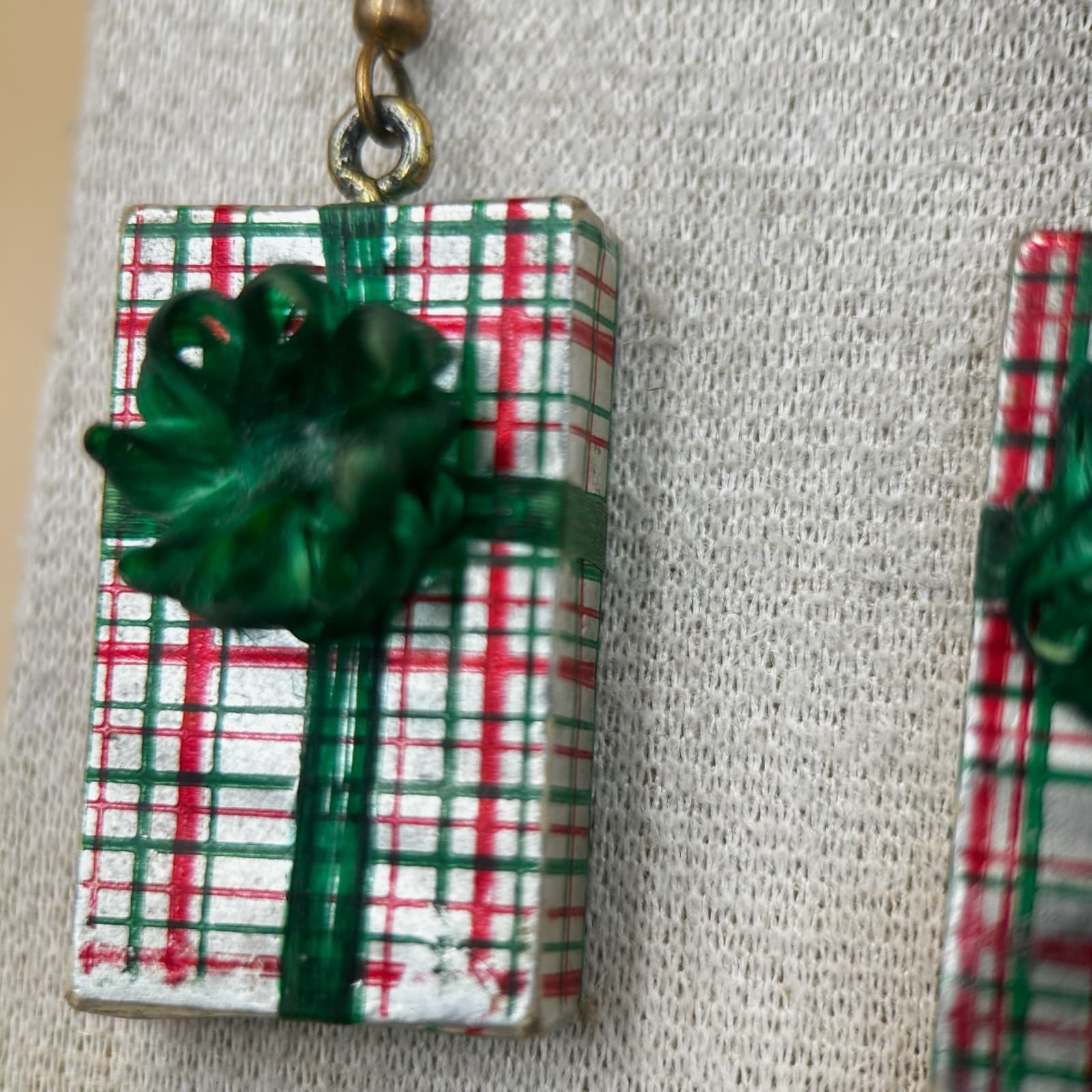 Vintage Christmas Gift Box Dangle Earrings with Green Ribbon Holiday Jewelry - Thumbnail 6