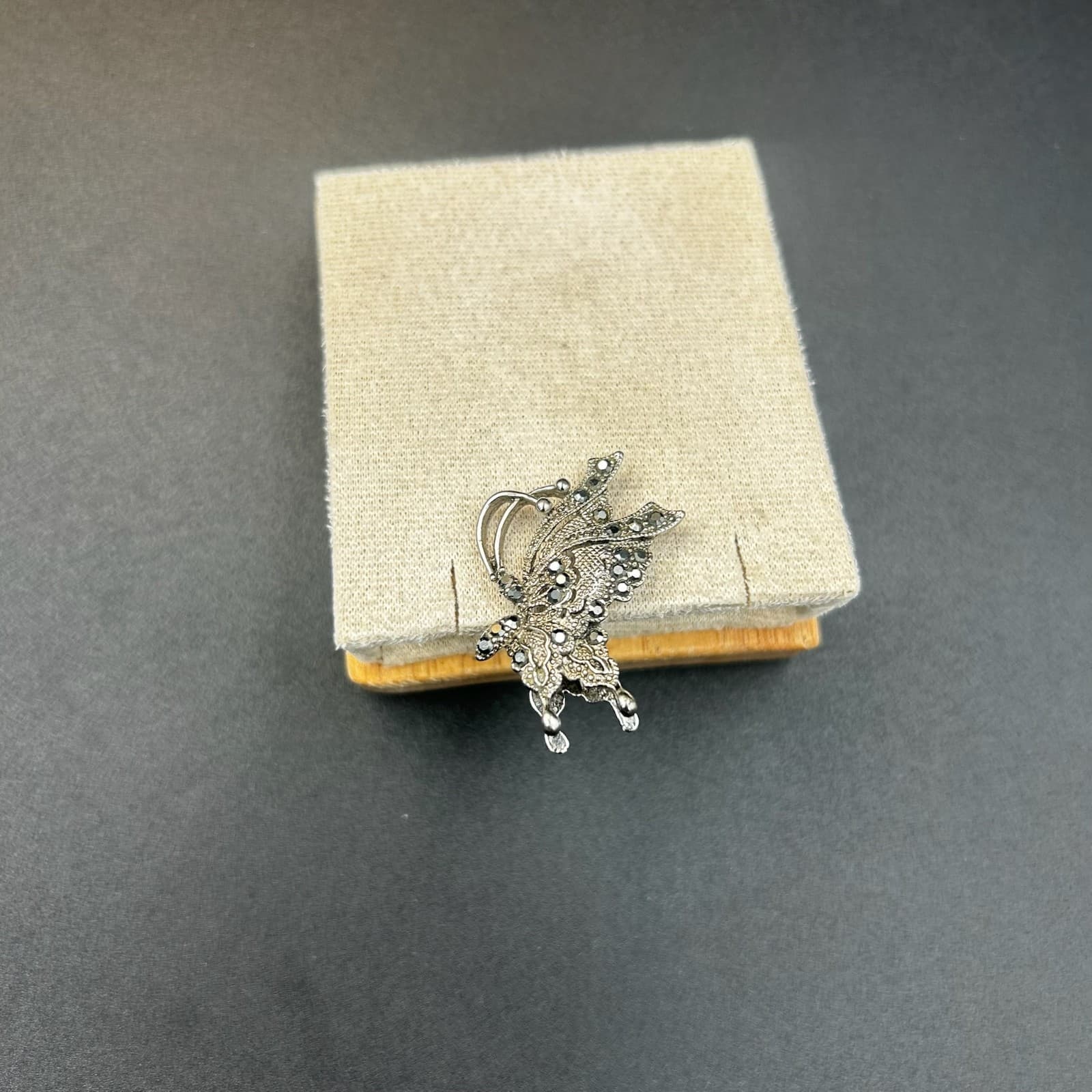 Vintage Butterfly Brooch Pin Silver Tone w/ Black Crystal Accents Y2K 90s 2000s - Thumbnail 4