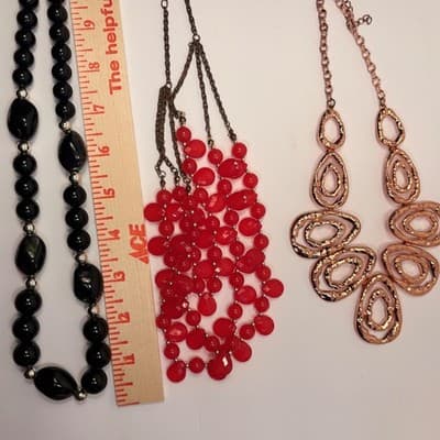 Vintage Lot of 3 Statement Necklaces – Red Beaded, Black Glass, Rose Gold Tone - Thumbnail 2
