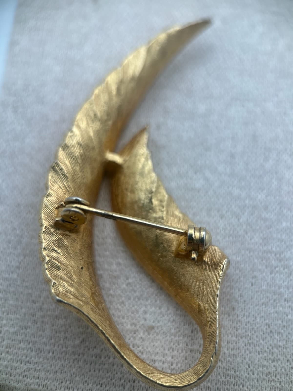 Vintage Brooch Gold Tone Leaf Elegant Curved Mid-Century Pin Feather - Thumbnail 13