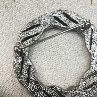 Vintage Enamel & Lucite Teardrop Silver Pin Brooch Black Statement Chunky Y2K - Thumbnail 6