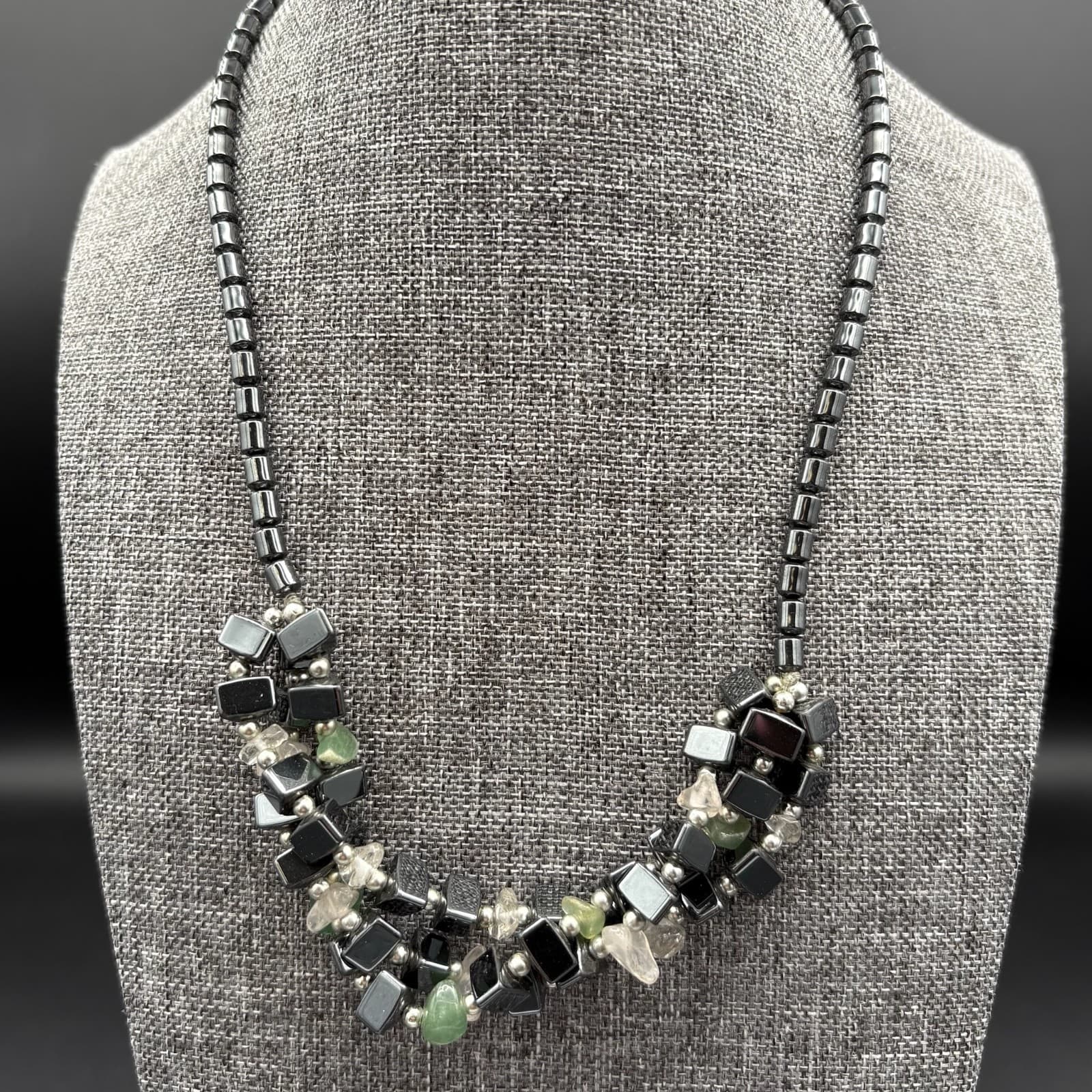 Vintage Chunky Hematite Gemstone Cluster Necklace Green Aventurine Quartz Boho - Thumbnail 2