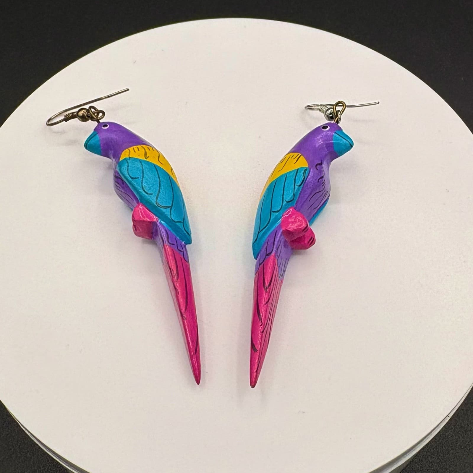 Vintage Colorful Hand-Painted Carved Wood Parrot Bird Dangle Earrings Maximalist - Thumbnail 3