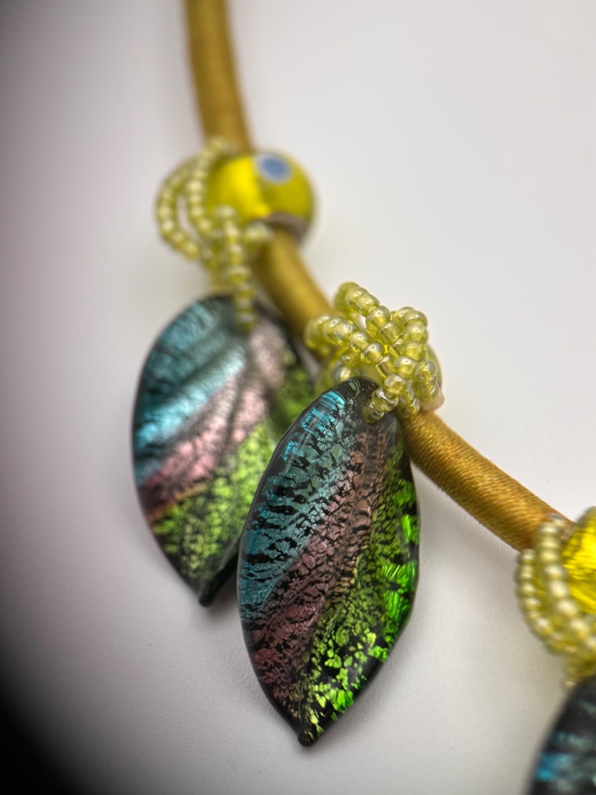 Vintage Green Gold Leaf Dangle Collar Necklace Multi-Color Leaves Choker - Thumbnail 5