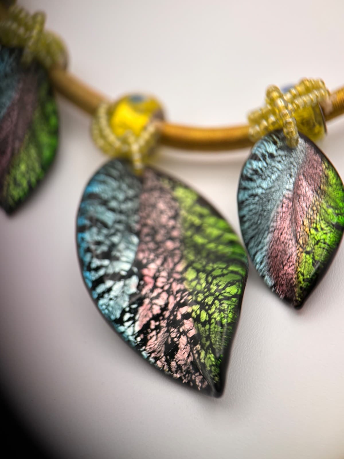 Vintage Green Gold Leaf Dangle Collar Necklace Multi-Color Leaves Choker - Thumbnail 6